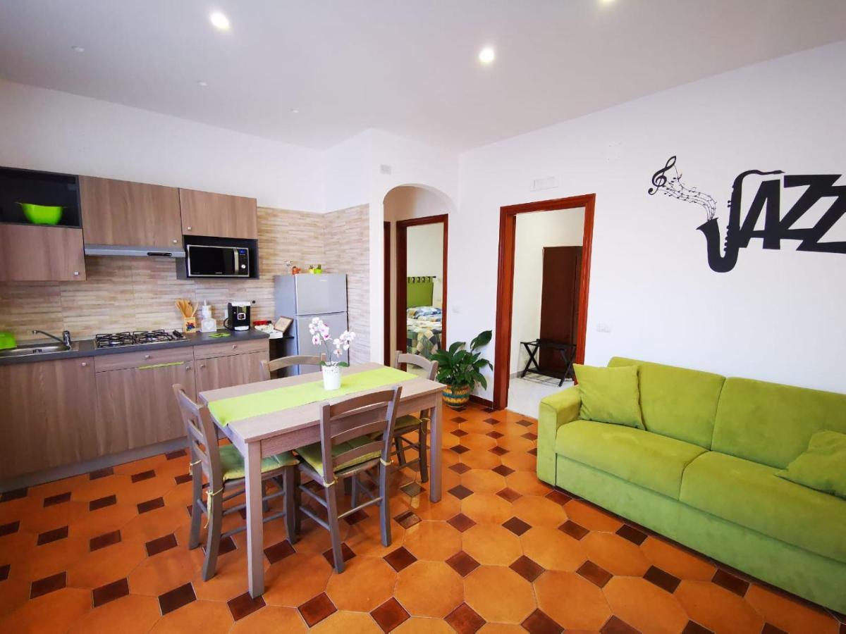 Jazz & Blues Apartments Near " Sentiero Degli Dei " アジェーロラ エクステリア 写真