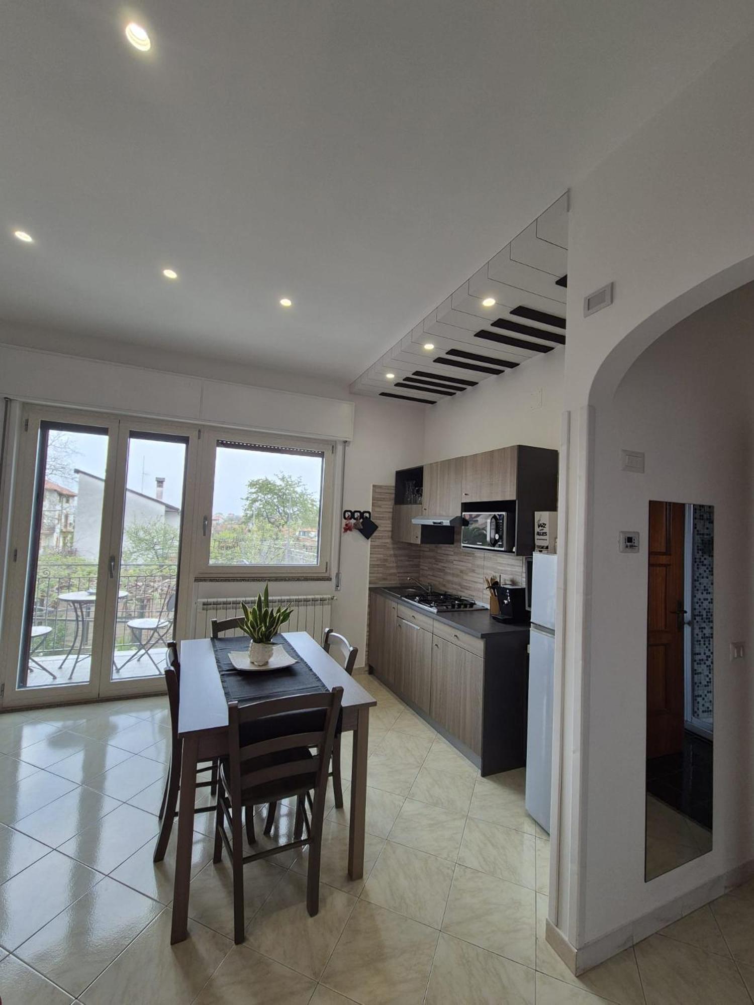 Jazz & Blues Apartments Near " Sentiero Degli Dei " アジェーロラ 部屋 写真